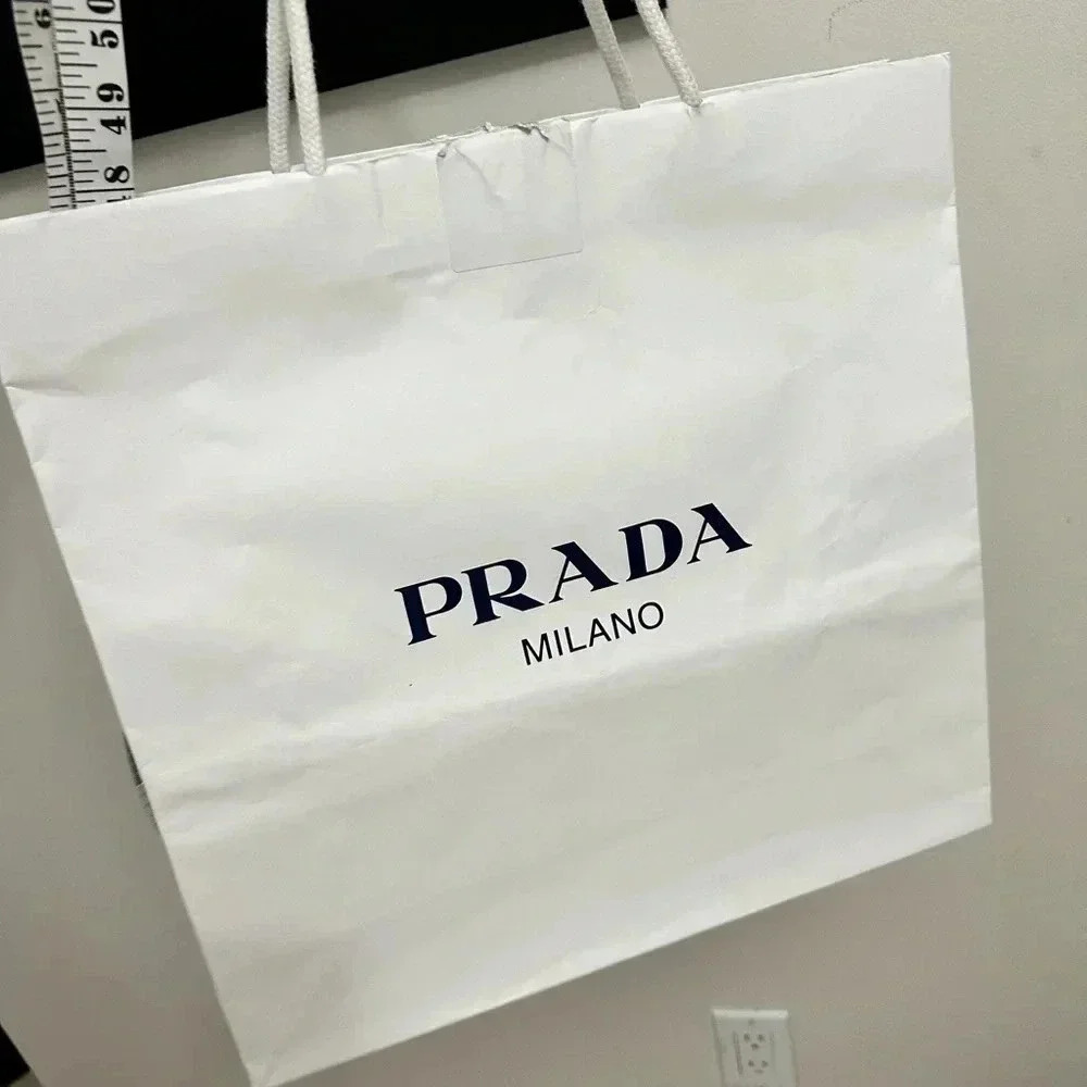 PRADA PAPER BAG - Picture 2 of 3